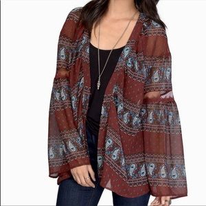 Tobi Peaceful Lantern Burgundy Paisley Kimono